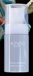 Compact Travel-Size Hydrating Spray